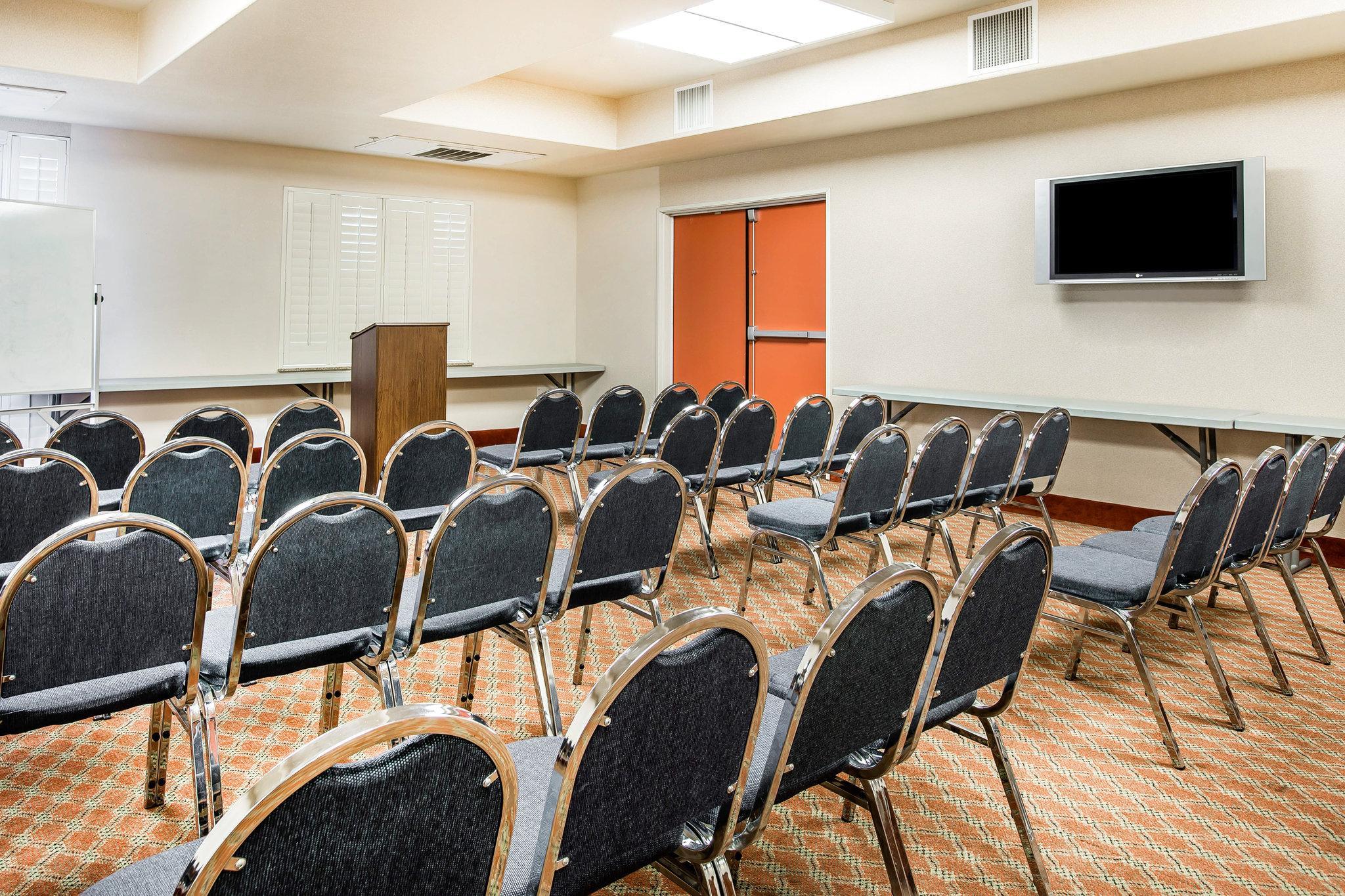 Comfort Inn & Suites Galt - Lodi North Kültér fotó
