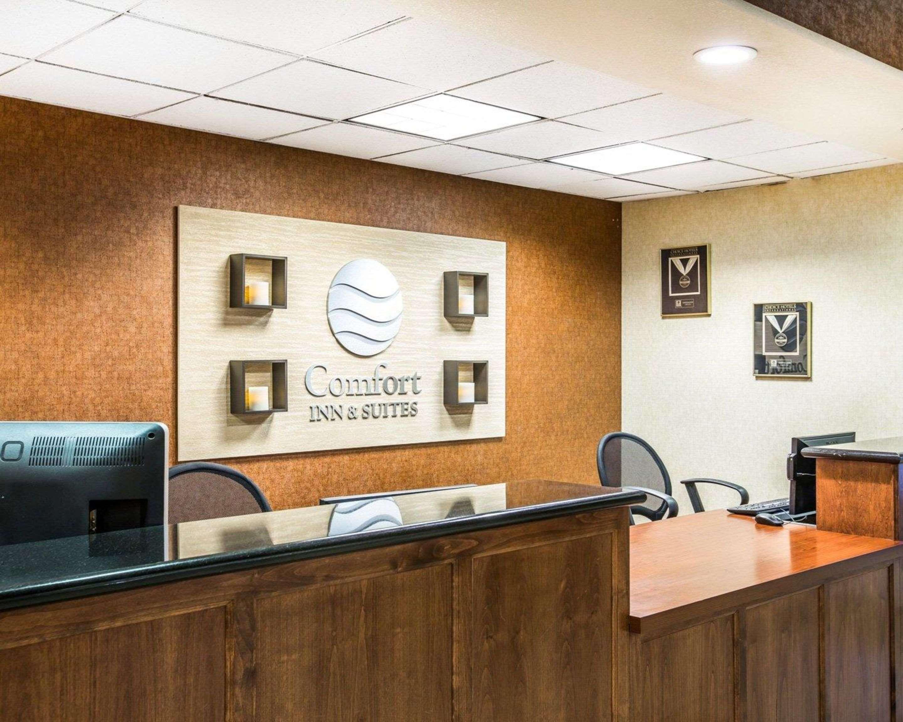 Comfort Inn & Suites Galt - Lodi North Kültér fotó