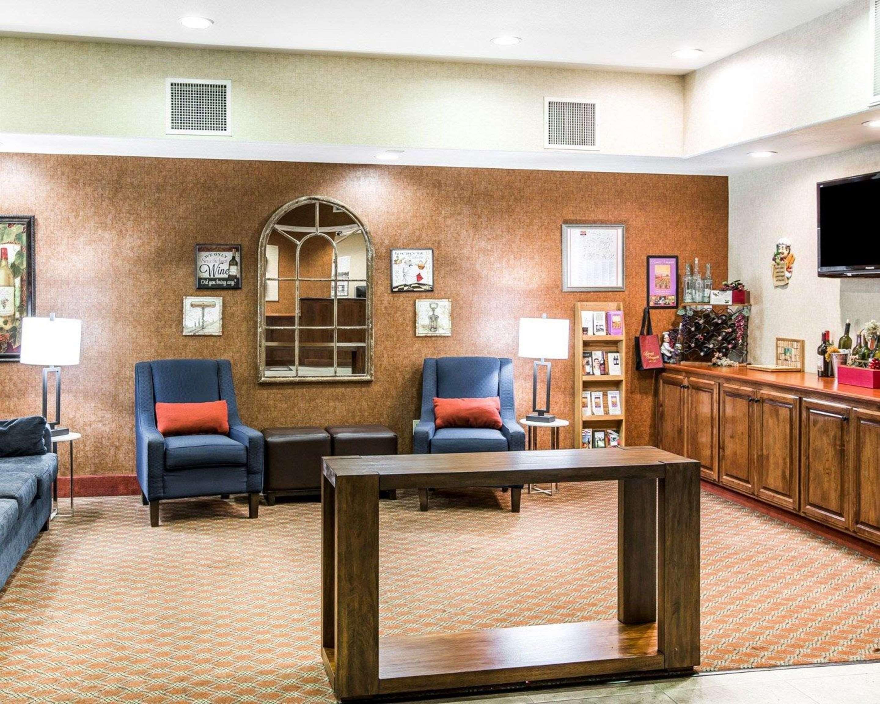 Comfort Inn & Suites Galt - Lodi North Kültér fotó